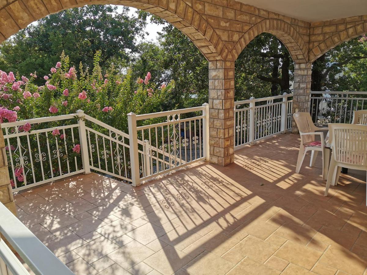Apartments And Rooms נייביצה מראה חיצוני תמונה